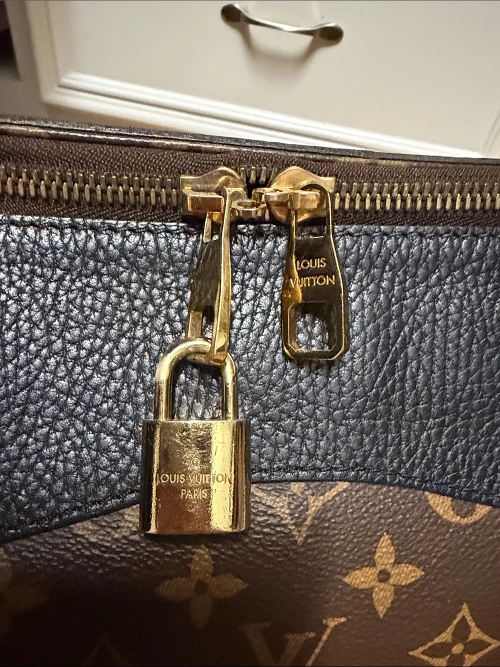 Louis Vuitton classic louis